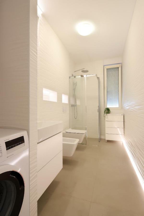 Modern Apartment Near The Sea อิตชิชี ภายนอก รูปภาพ