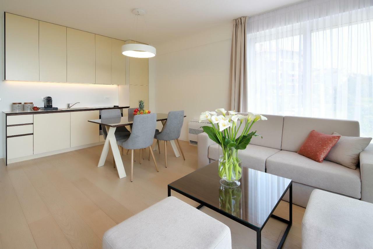 Modern Apartment Near The Sea อิตชิชี ภายนอก รูปภาพ