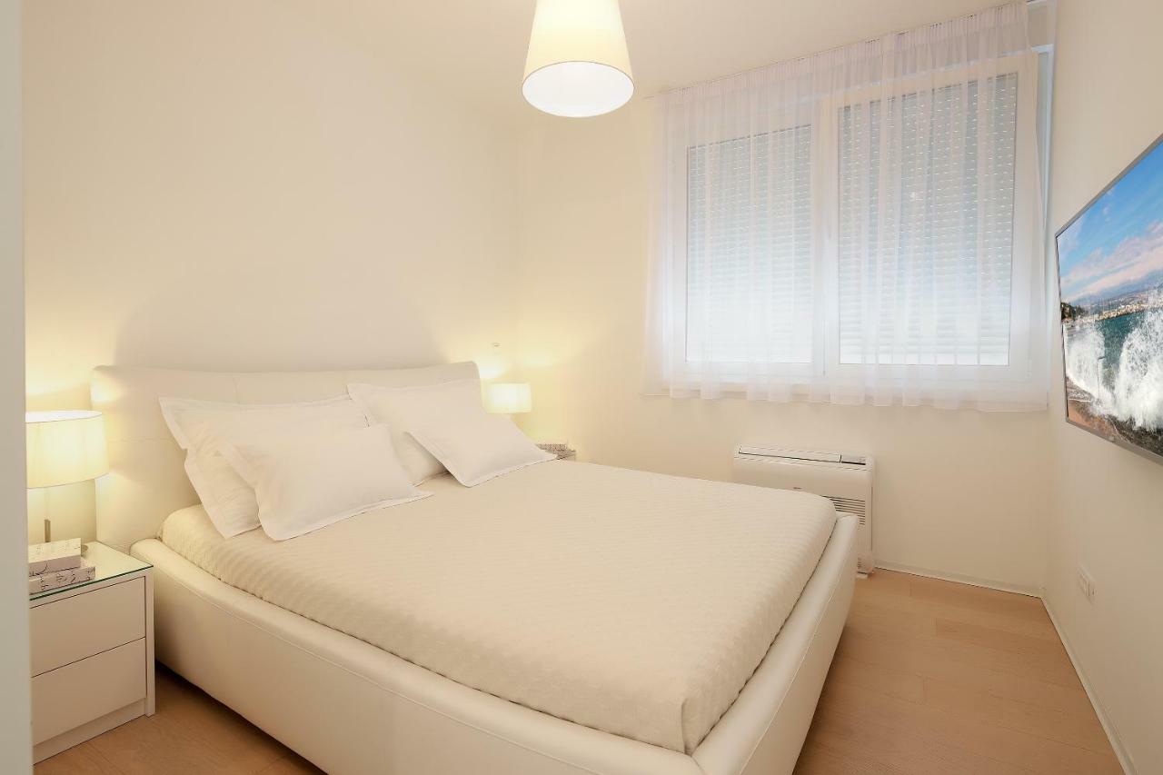 Modern Apartment Near The Sea อิตชิชี ภายนอก รูปภาพ